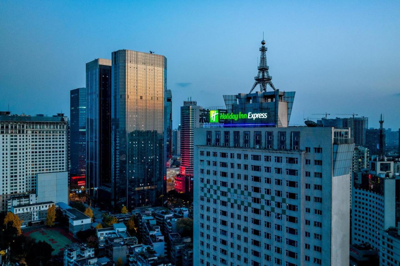 Holiday Inn Express Chengdu Tianfu Square By Ihg - Chunxi Road And Kuanzhai Alley Exteriér fotografie
