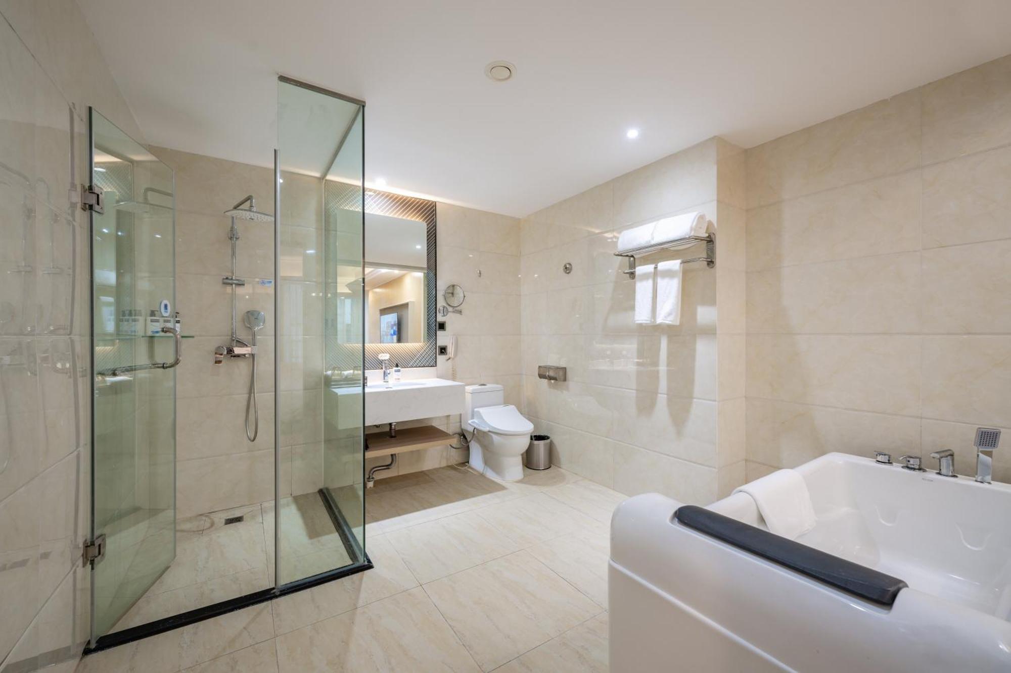 Holiday Inn Express Chengdu Tianfu Square By Ihg - Chunxi Road And Kuanzhai Alley Exteriér fotografie
